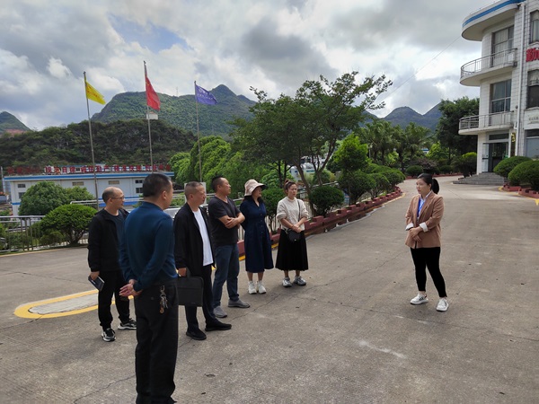 1715411964466373.jpg 卞先榮 市人大法工委主任、劉啟菊 市人大財經(jīng)委主任等調(diào)研.jpg