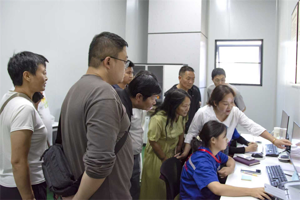 1757554377623090.jpg 2.jpg